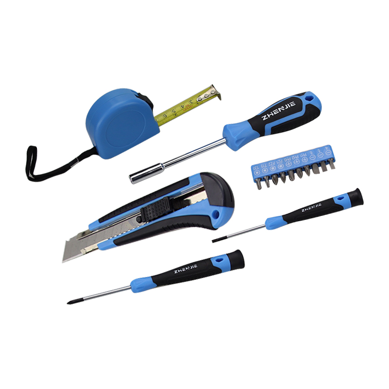 Uirlisí Riachtanacha do Leictreoirí Gairmiúla: Feidhm agus Luach an Socraigh Scriúire Inslithe