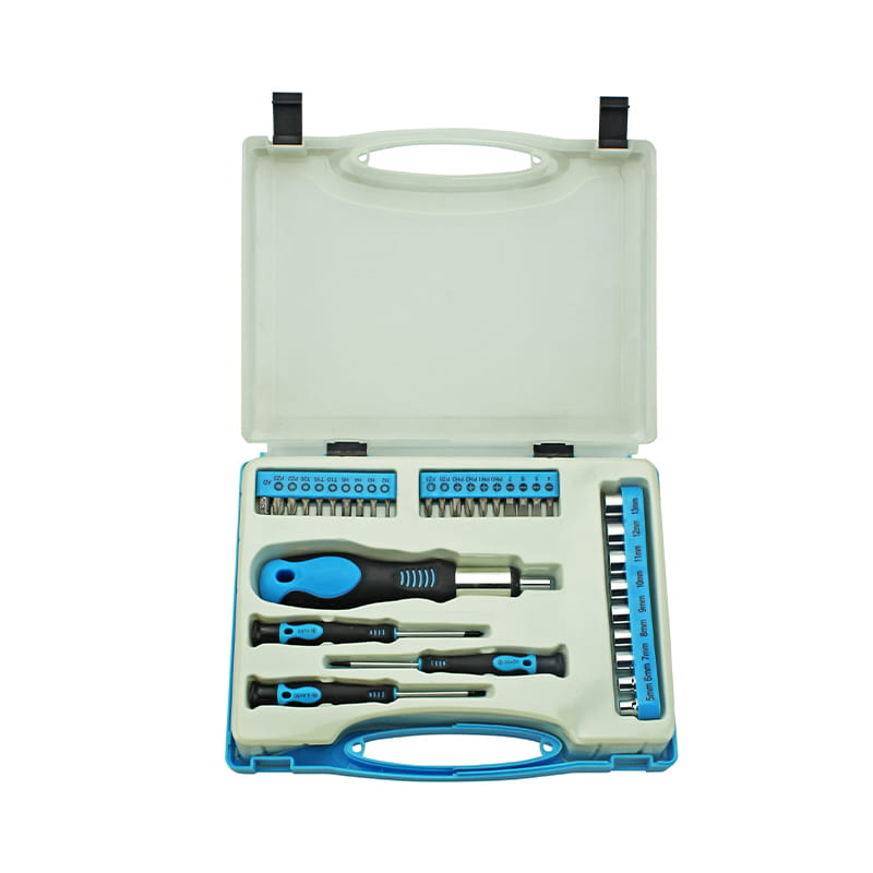 Soicéad 33pcs & Socrú Giotán Ratchet